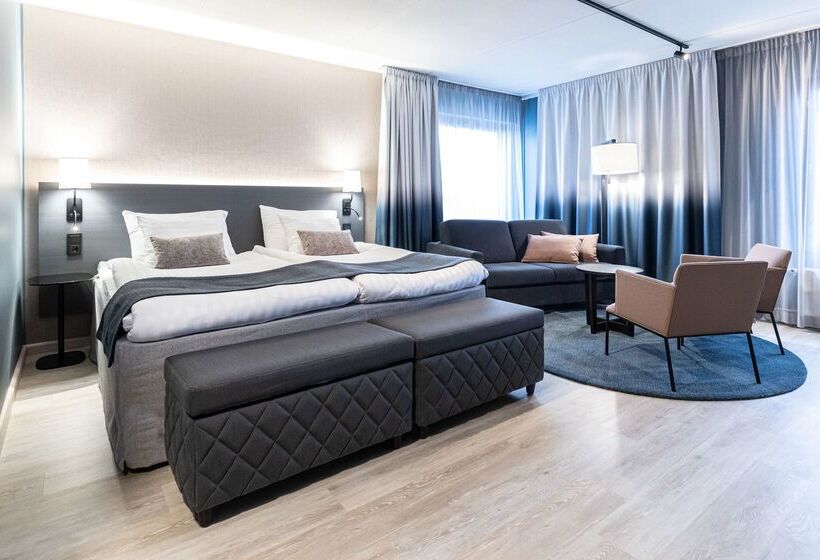 هتل Scandic Jyvaskyla Station