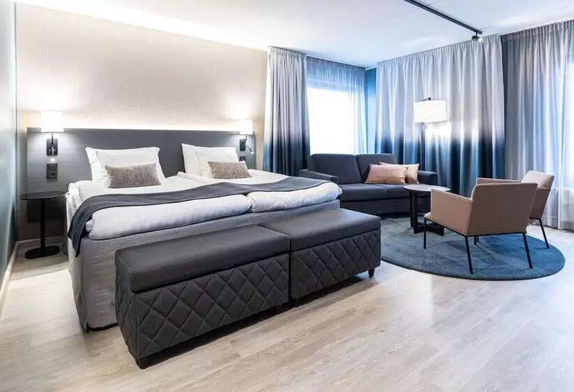 ホテル Scandic Jyvaskyla Station