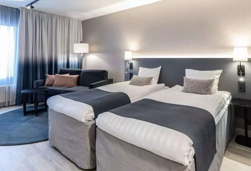 ホテル Scandic Jyvaskyla Station