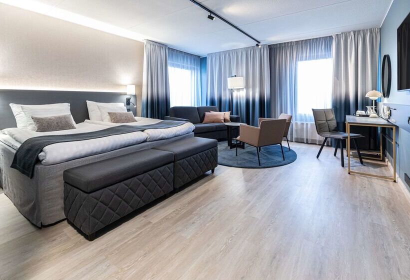 هتل Scandic Jyvaskyla Station