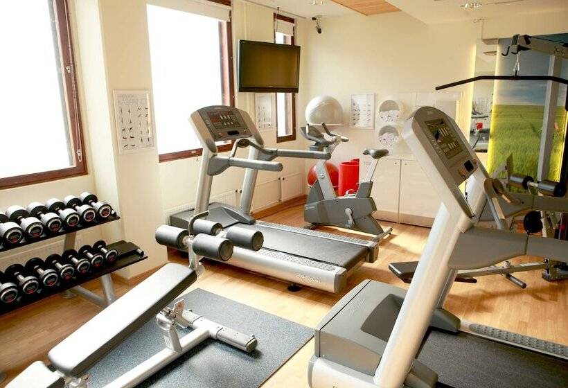 هتل Scandic Jyvaskyla Station