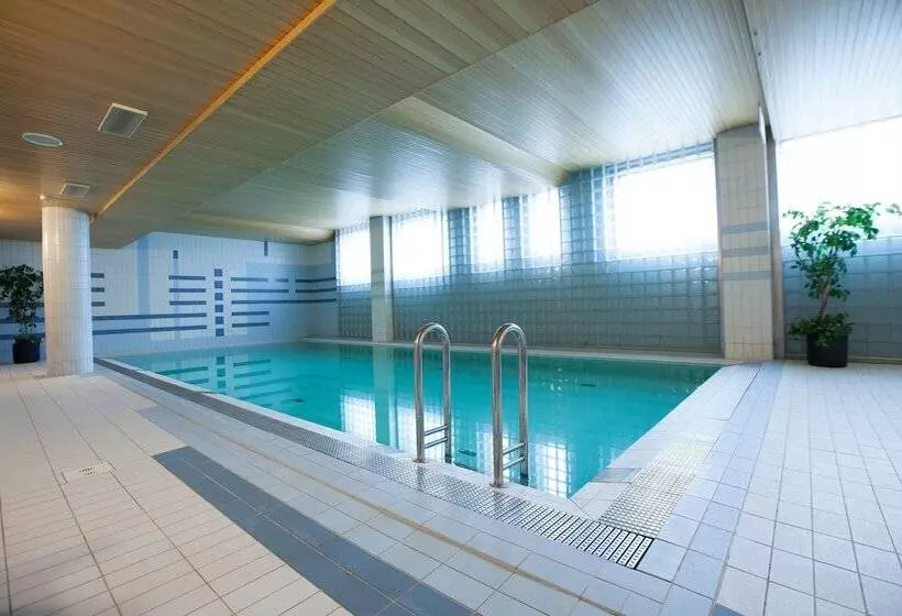 ホテル Scandic Jyvaskyla Station