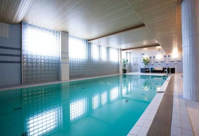 ホテル Scandic Jyvaskyla Station
