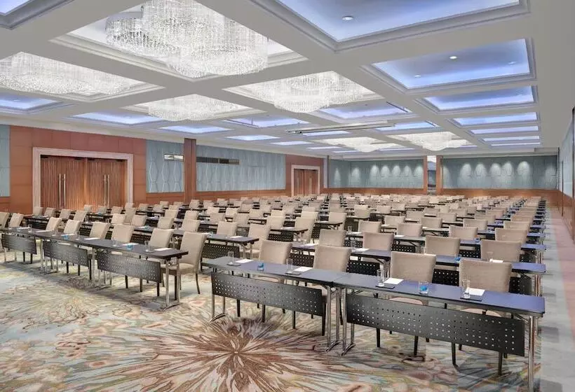 هتل The Westin Grande Sukhumvit Bangkok