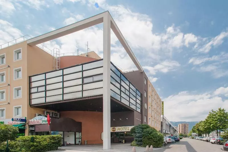 Резиденция B&b Hotel Grenoble Centre Verlaine