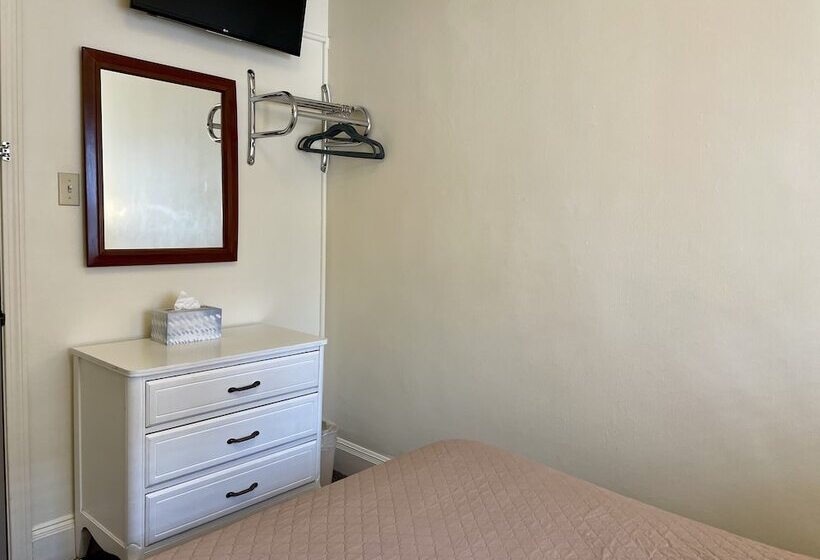 تختخواب و صبحانه Oasis Guest House