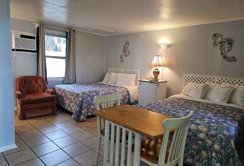 Captain's Cove Motel