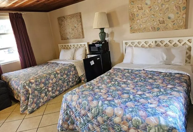 Captain's Cove Motel