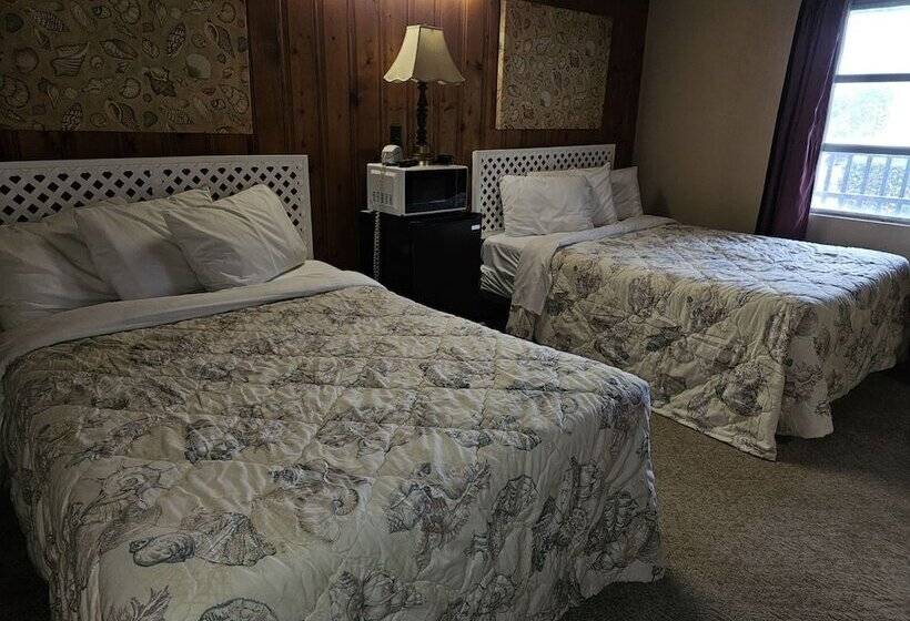 Captain's Cove Motel