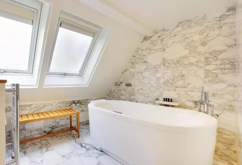 Hotelli Hôtel Artus