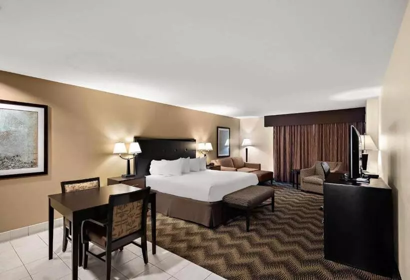 酒店 Best Western Plus Gold Country Inn