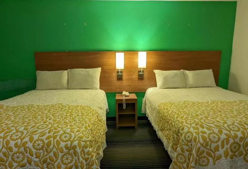 ホテル Budget Host Inn