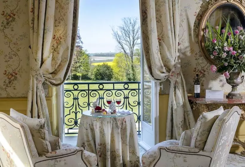 酒店 Château De Mirambeau