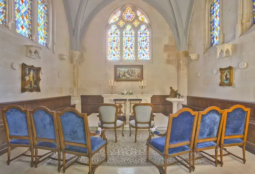 酒店 Château De Mirambeau