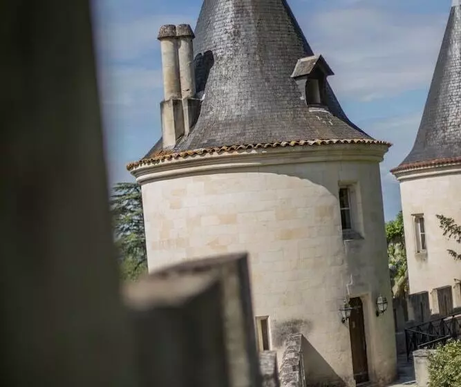 酒店 Château De Mirambeau