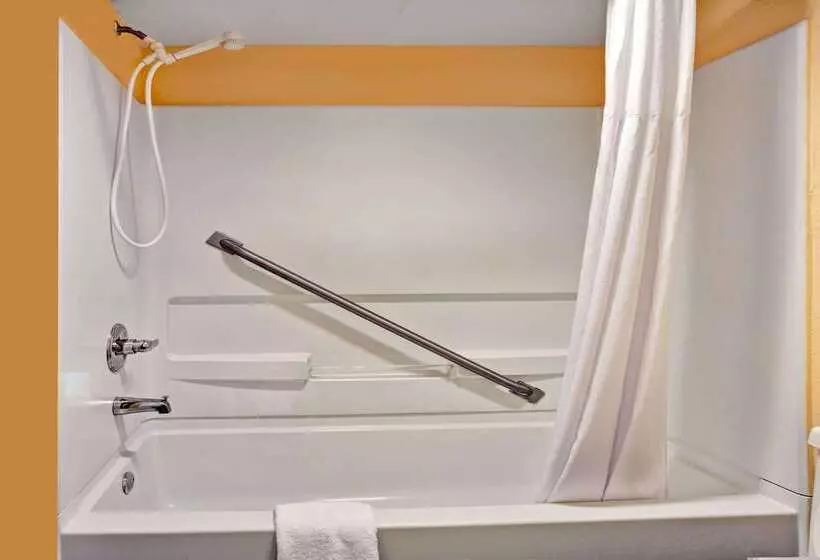 ホテル Days Inn By Wyndham Elizabeth City