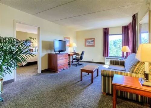 בית מלון כפרי Wyndham Garden Greenville Airport