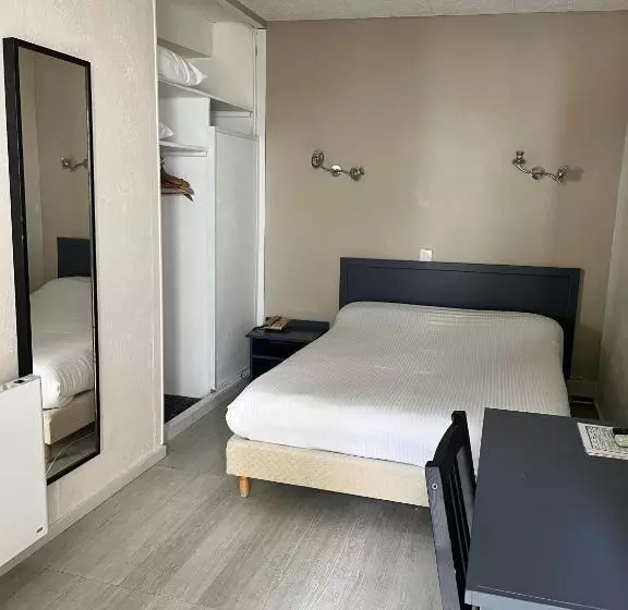 Отель Hôtel Le Thurot