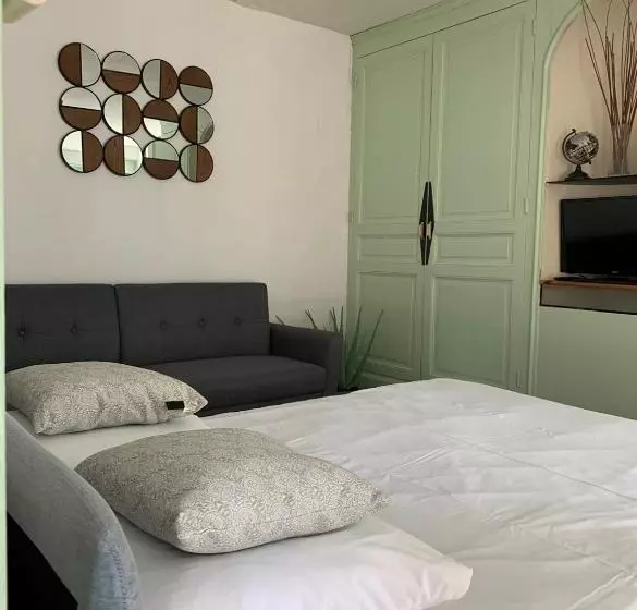 Отель Hôtel Le Thurot