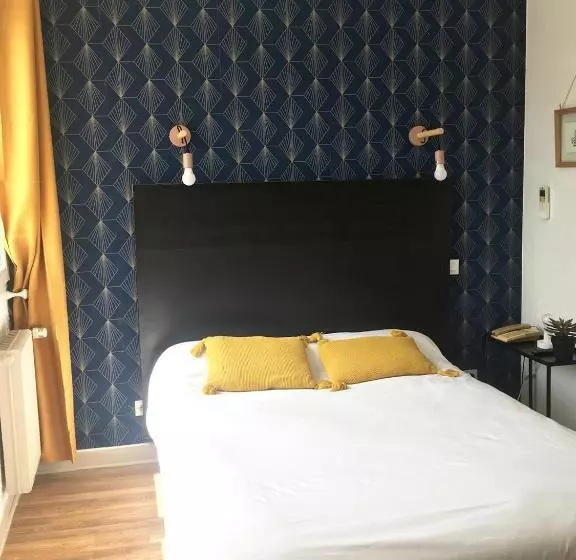 Отель Hôtel Le Thurot