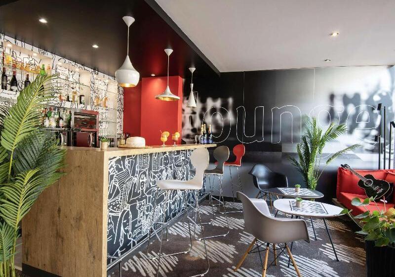 هتل Ibis Cannes Plage La Bocca