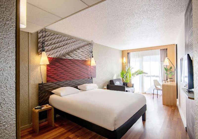 هتل Ibis Cannes Plage La Bocca