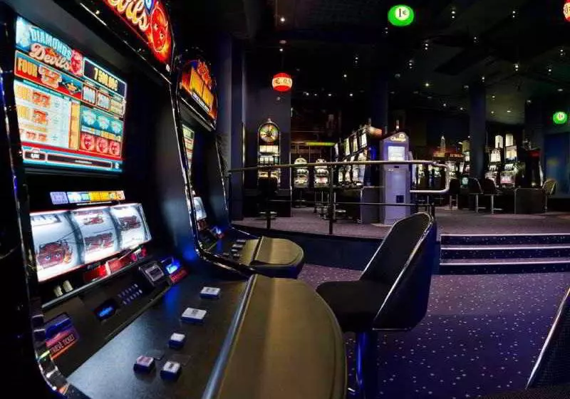 Отель Imperial Palace