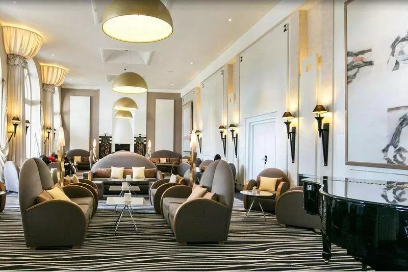 Отель Imperial Palace