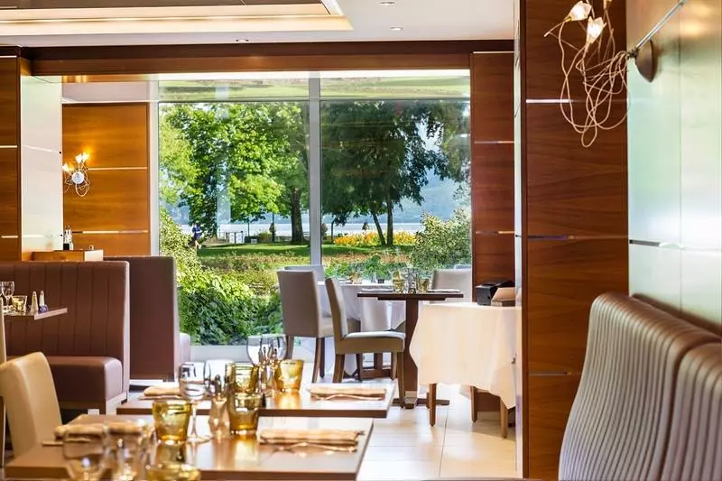 Отель Imperial Palace