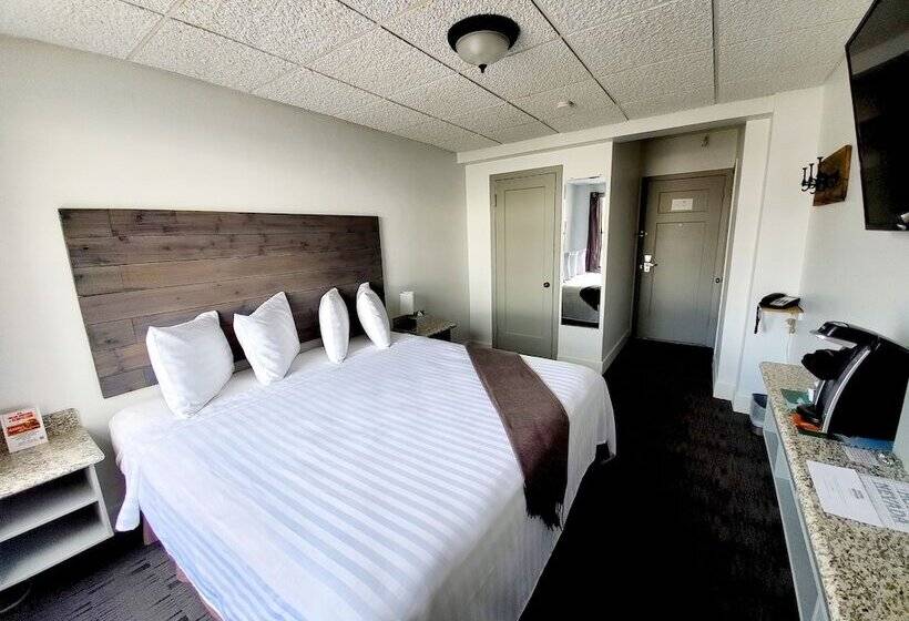 هتل Nevada & Gambling Hall