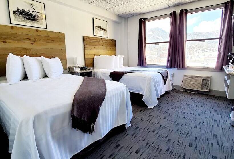 هتل Nevada & Gambling Hall