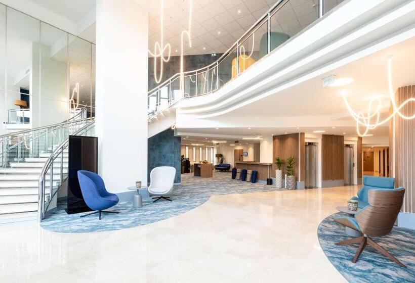 Radisson Hotel Nice Airport