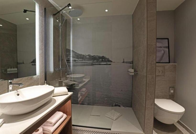 Radisson Hotel Nice Airport