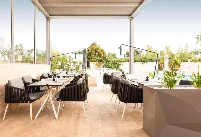 Radisson Hotel Nice Airport