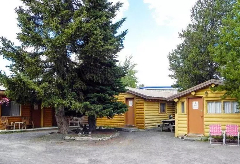 هتل Sleepy Hollow Lodge