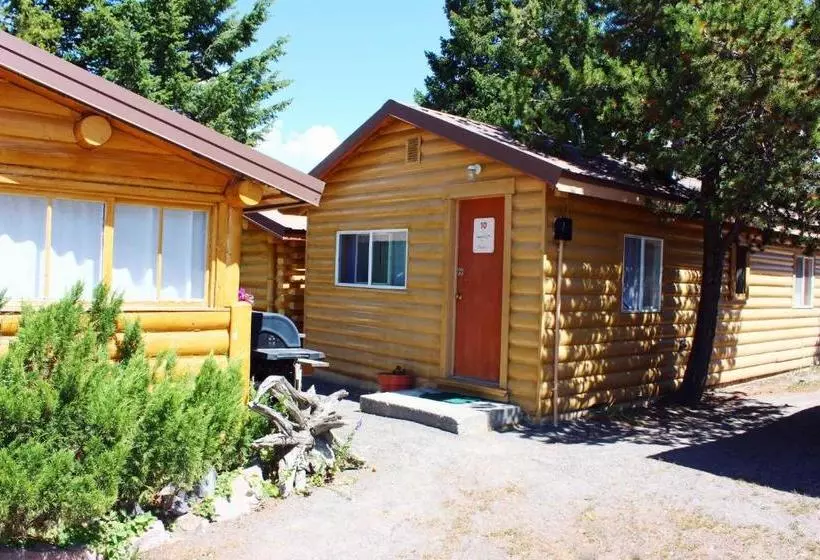 هتل Sleepy Hollow Lodge