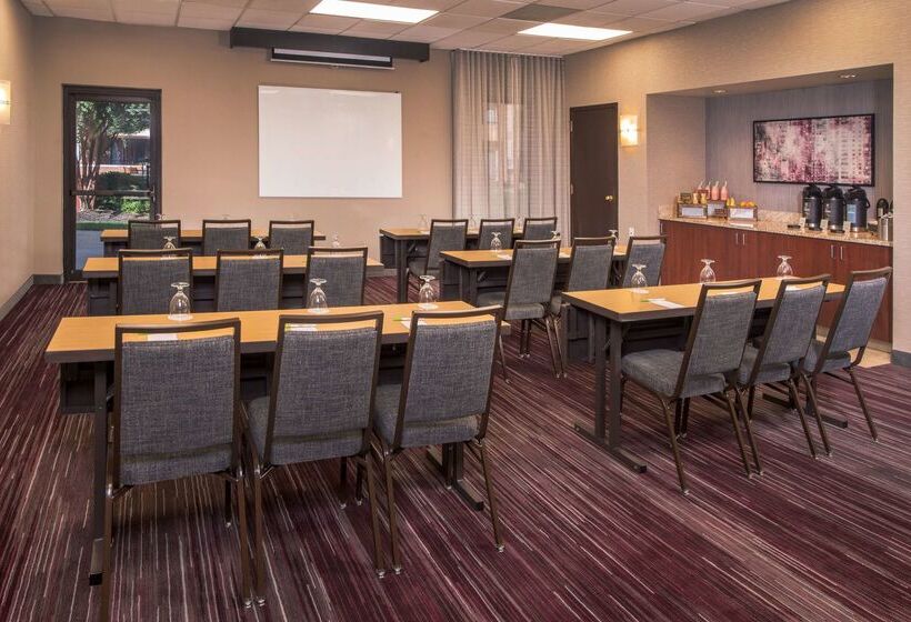 בית מלון כפרי Sonesta Select Greenbelt College Park