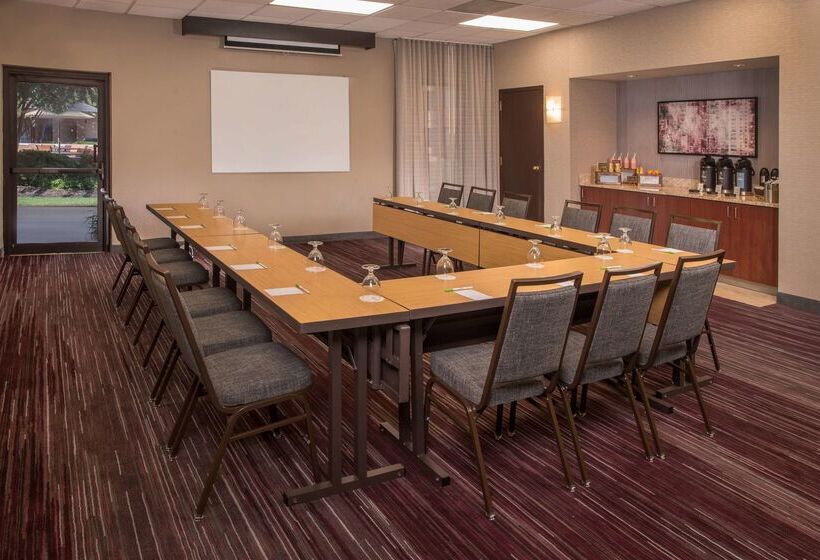 בית מלון כפרי Sonesta Select Greenbelt College Park