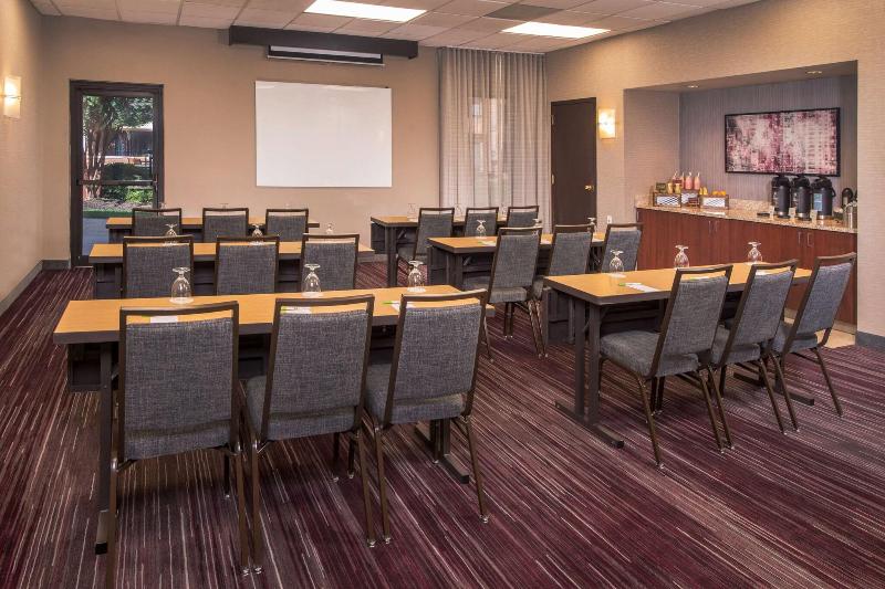 בית מלון כפרי Sonesta Select Greenbelt College Park