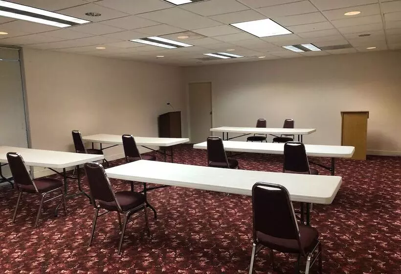 酒店 Way Inn And Conference Center