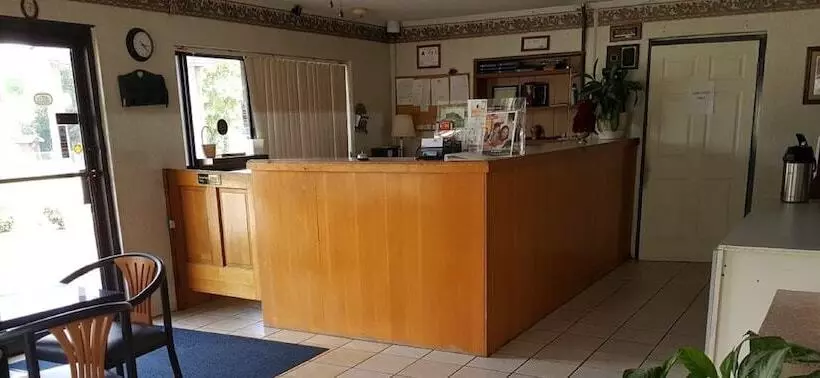 מוטל Loyalty Inn Rockingham