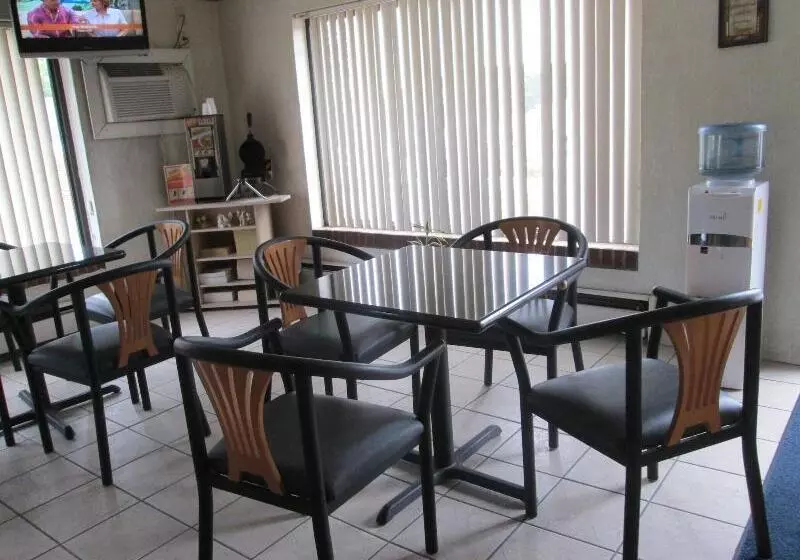 モーテル Loyalty Inn Rockingham