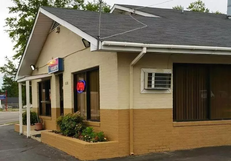 モーテル Loyalty Inn Rockingham