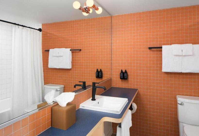 Motel Rhode S Motor Lodge