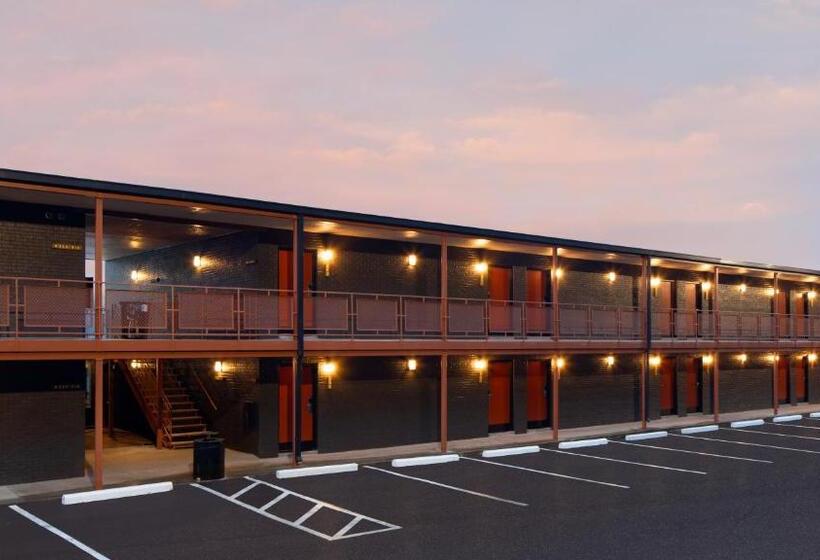 Motel Rhode S Motor Lodge