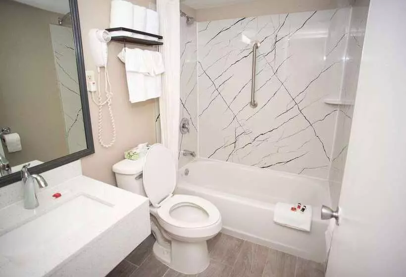 Мотель Super 8 By Wyndham Black Mountain