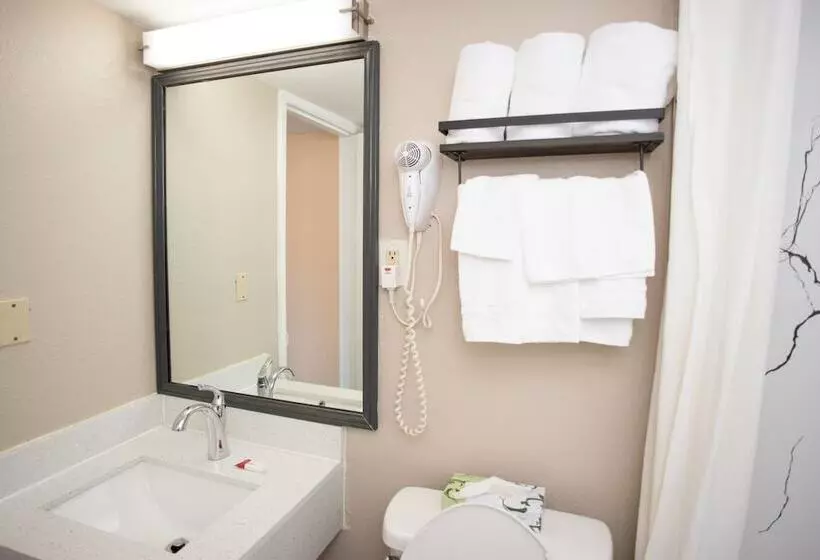 Мотель Super 8 By Wyndham Black Mountain