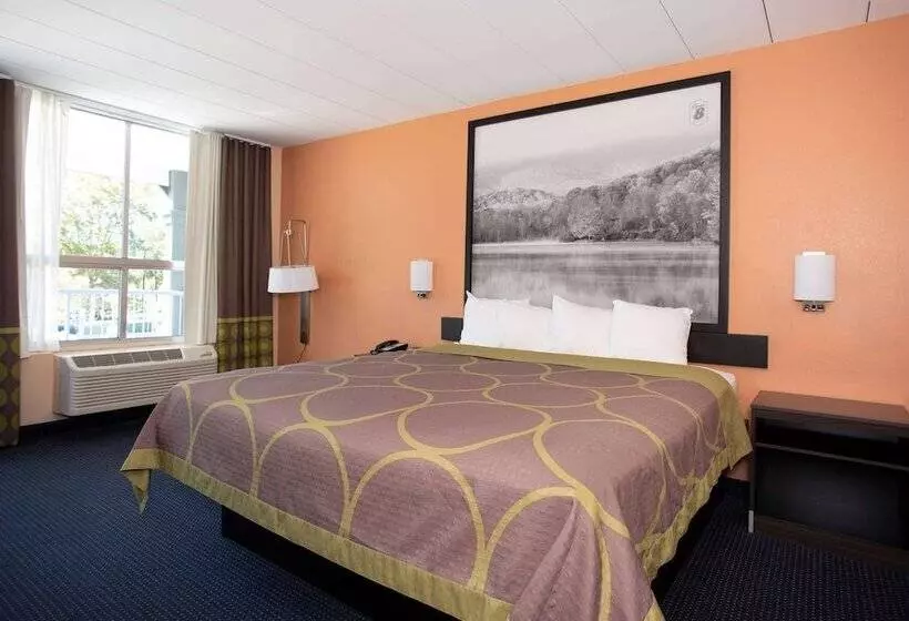 Мотель Super 8 By Wyndham Black Mountain