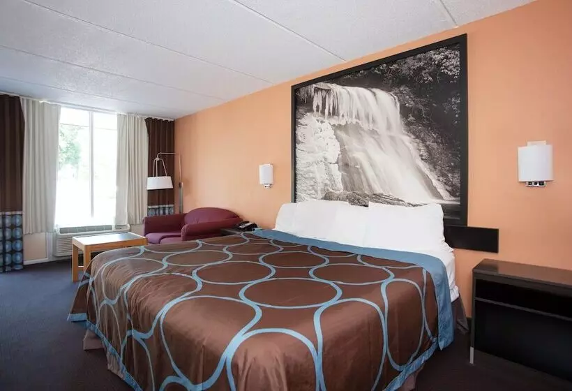 Мотель Super 8 By Wyndham Black Mountain