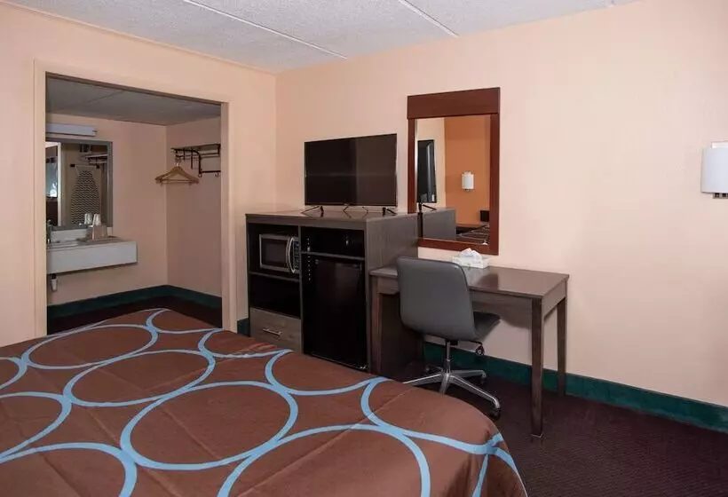 Мотель Super 8 By Wyndham Black Mountain